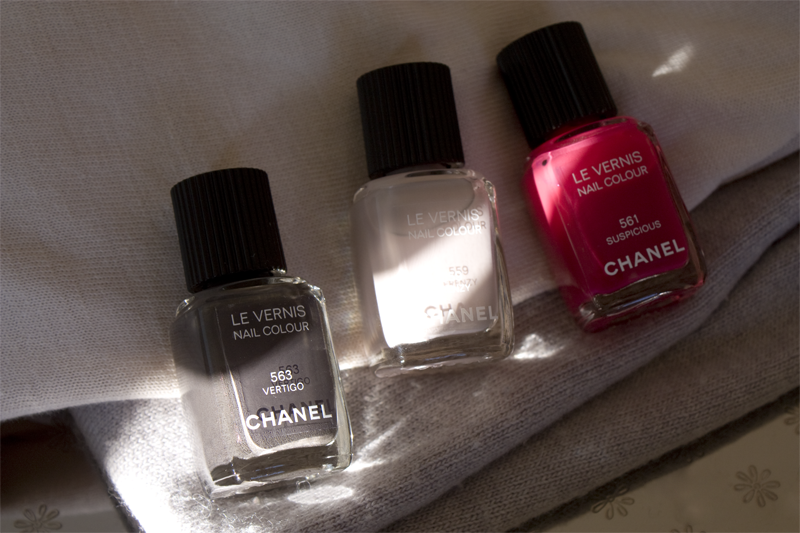 Chanel Autmn/Winter Nails 2012